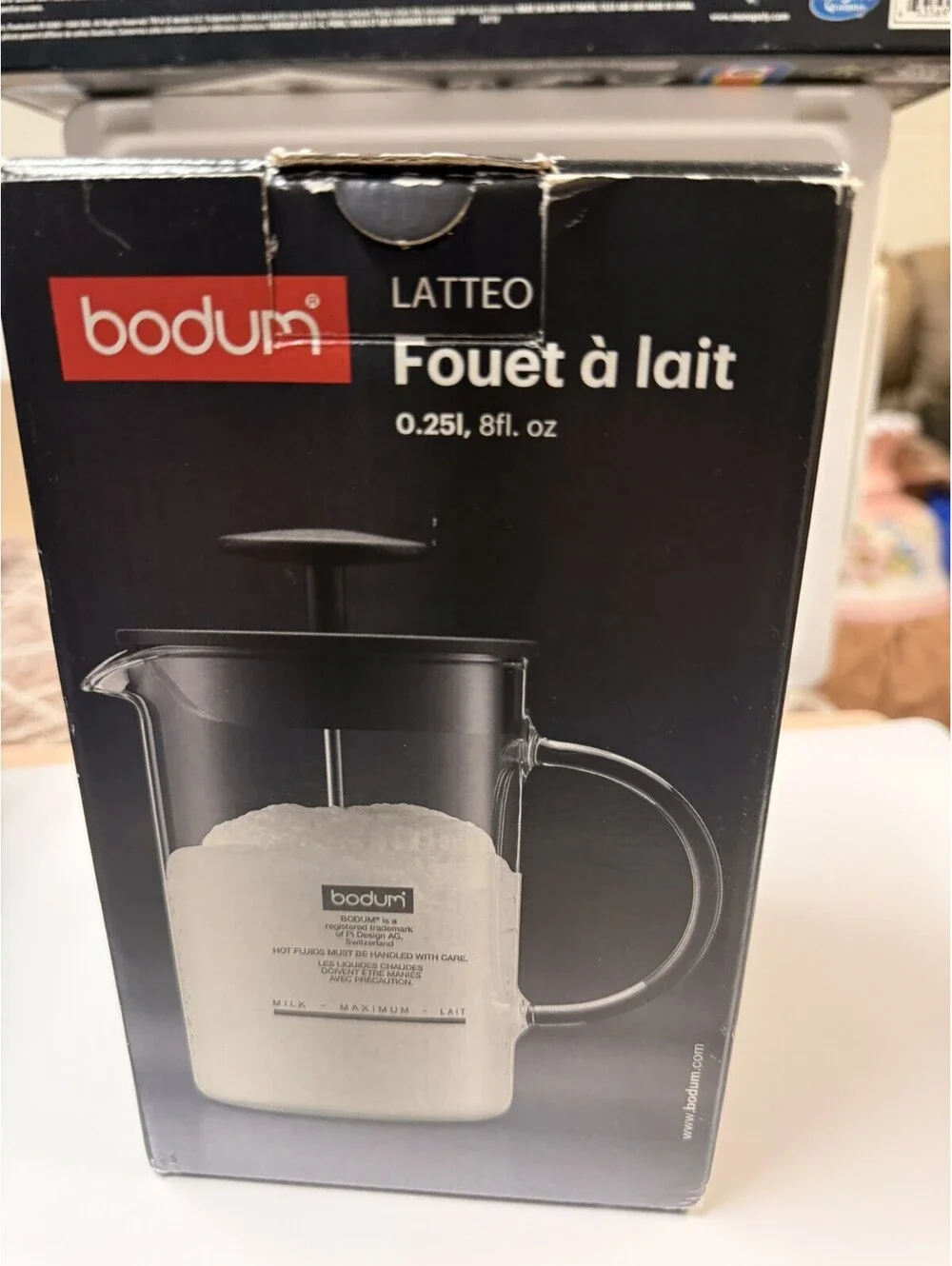 Bodum Latteo Manual Milk Frother, 8 oz. Use for Cocktails & Dressings Too